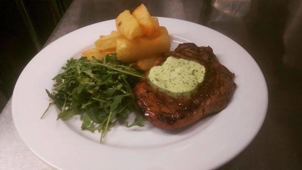 The Salford Inn Chipping Norton Bagian luar foto